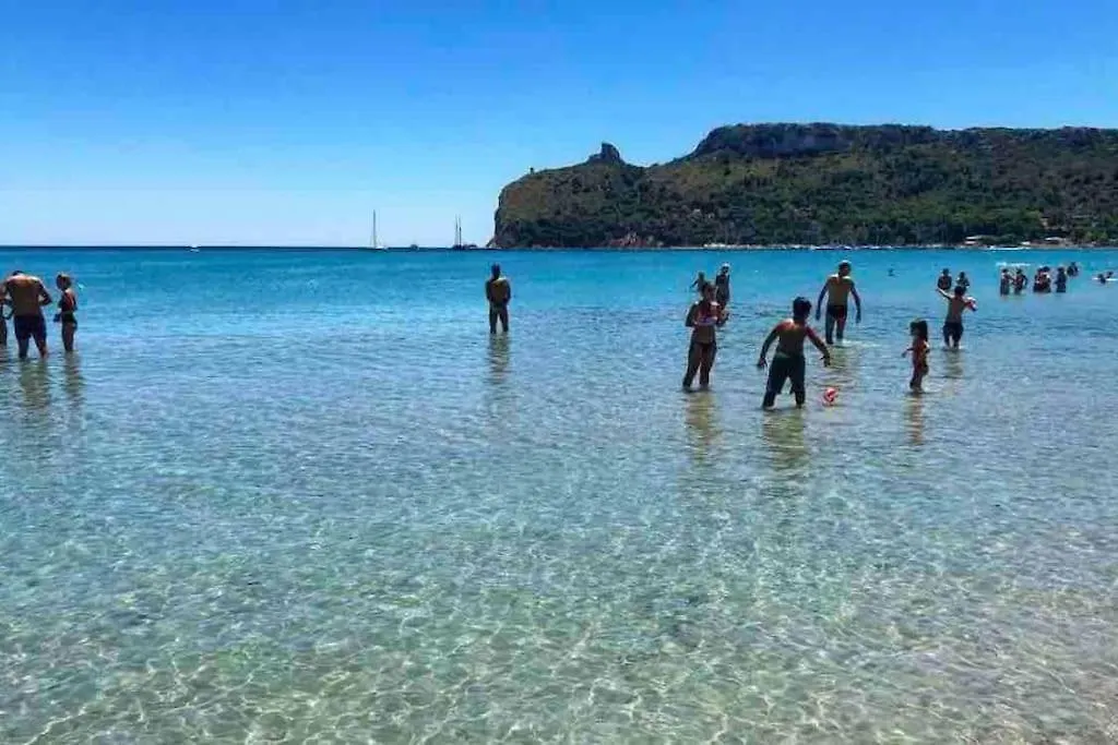 Casa Smeralda A 950M Dalla Spiaggia contacts